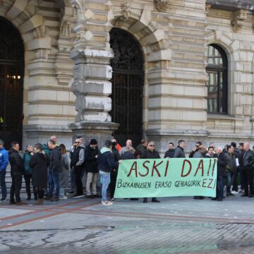 Bizkaibuseko langileek greba egingo dute asteartean