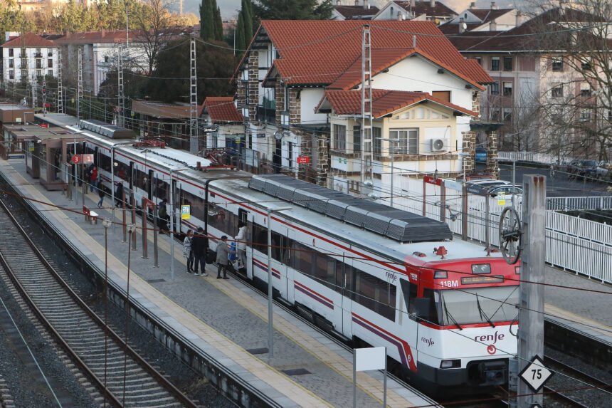 Aldiriak konektatzeko tren gehiago