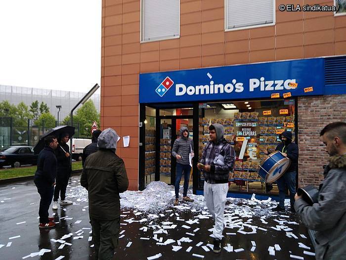 Sei egun gehiago luzatuko dute greba Domino’s Pizzako Bizkaiko langileek